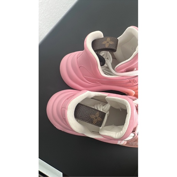Louis Vuitton Pink and Yellow Gradient Sneakers - Picture 5 of 7